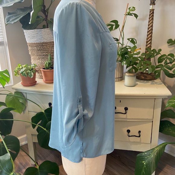 Blue Dress Shirt - Maurices - Small - Picture 5 of 14